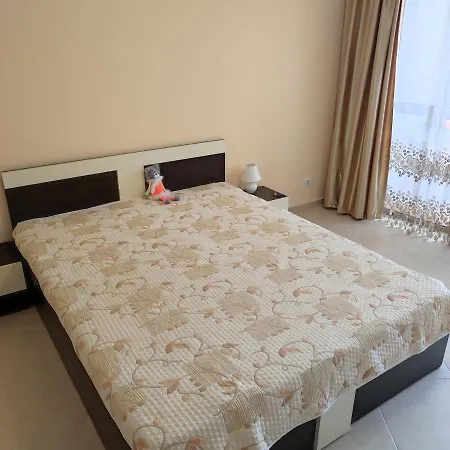 Kalia, Zweizimmer, Zweibalkon, Top-apartment Apartman *